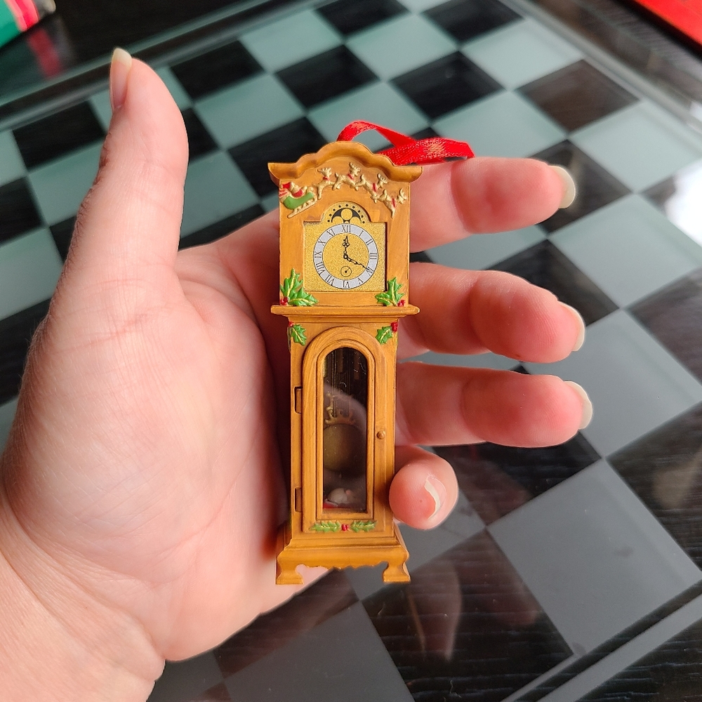 Hallmark Keepsake Ornament twas the night before Christmas grandfather c… - Picture 8 of 15